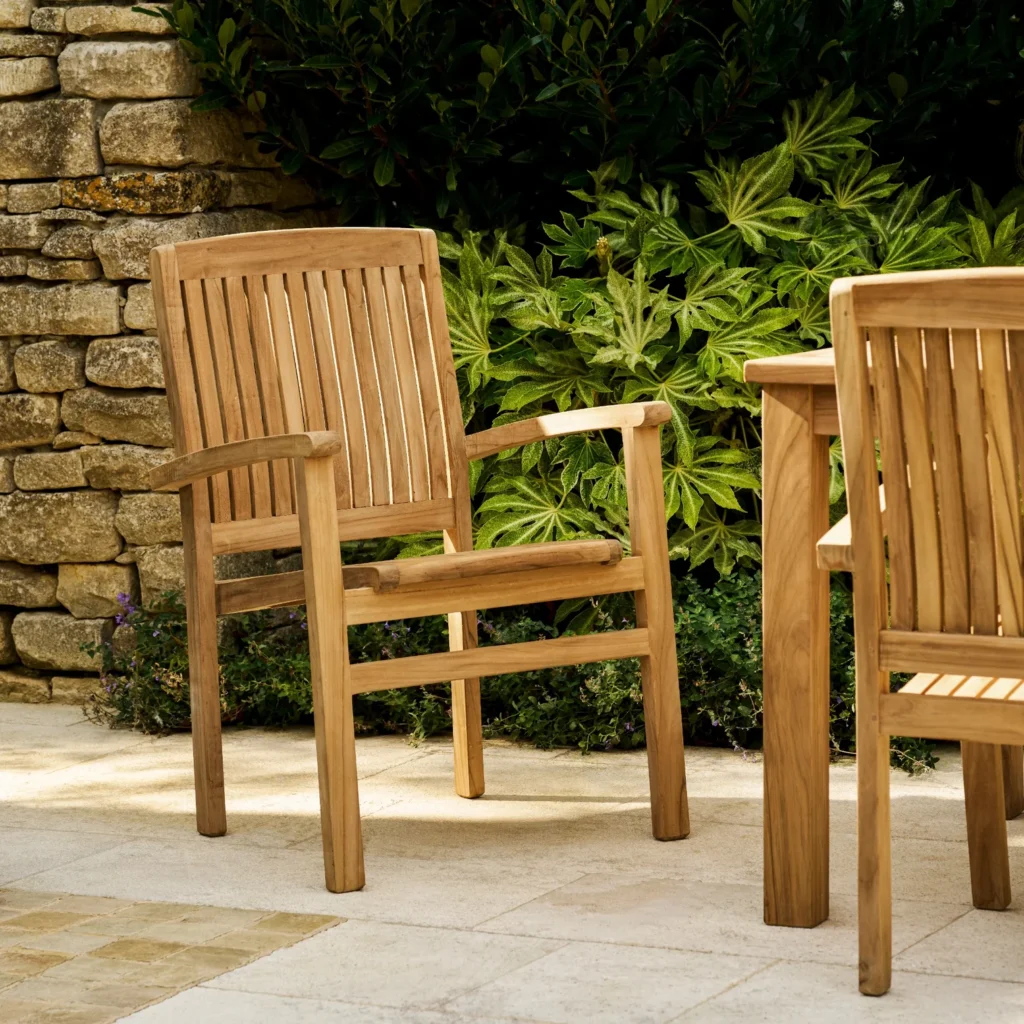 Why Developers Are Choosing Indonesian Wooden Furniture for Villa Developments